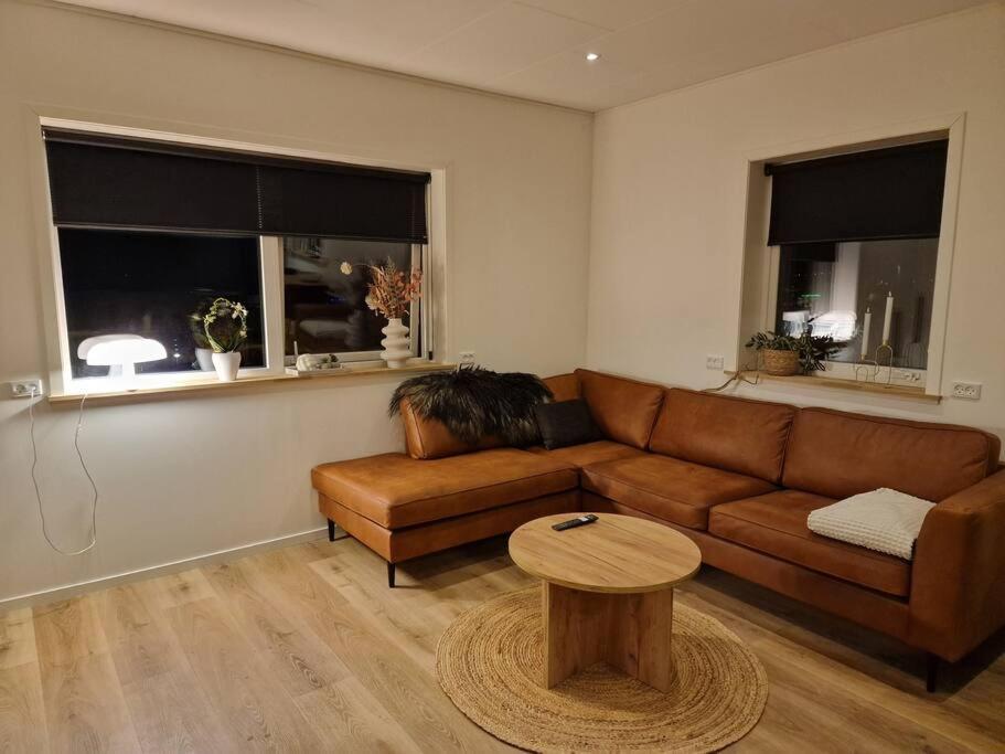 New Flat With Hot Tub - No1 Leilighet Oyndarfjordur Eksteriør bilde